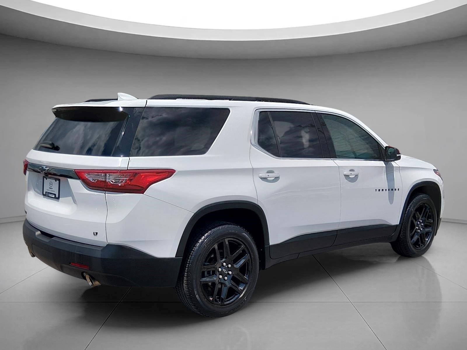 Used 2021 Summit White Chevrolet LT Cloth image 5
