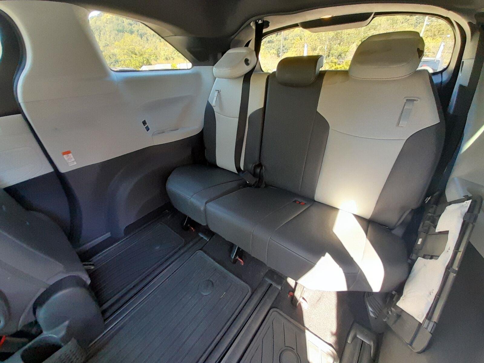 Used 2022 Ruby Flare Pearl TOYOTA  image 48
