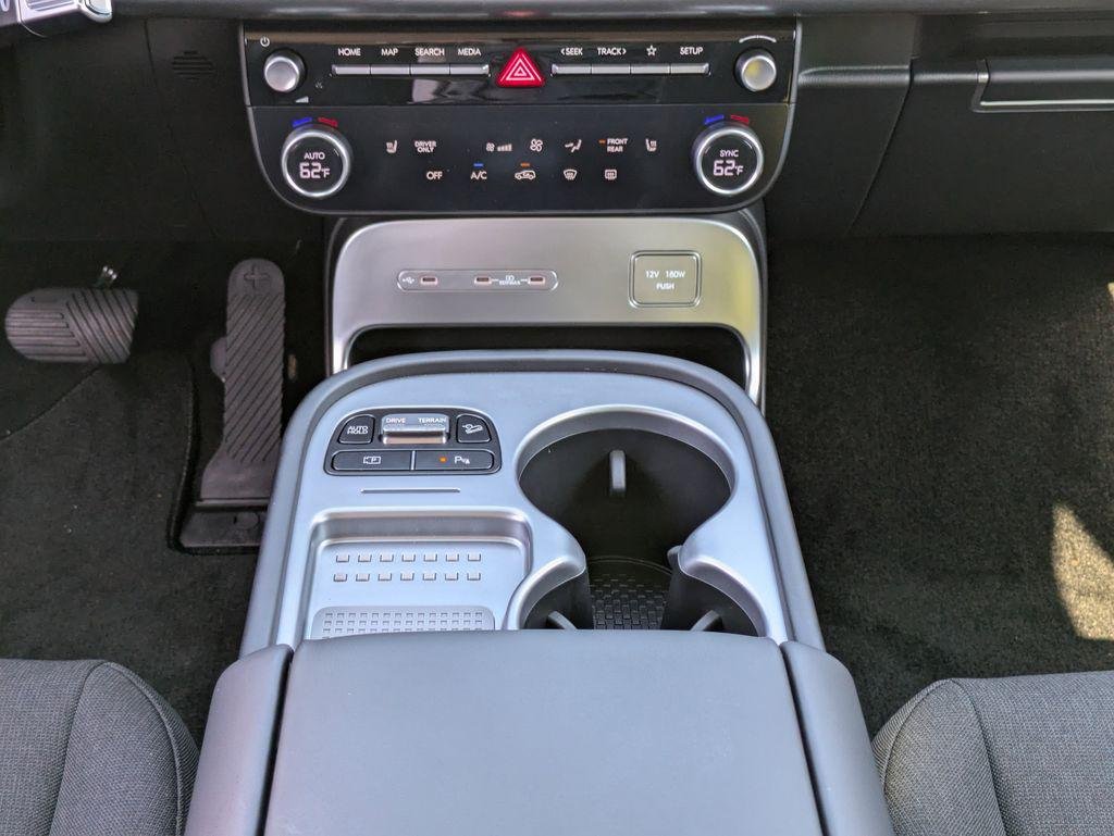 2026 Hyundai IONIQ 9 SE - Photo 21