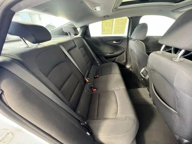 Used 2024 White Chevrolet LT image 35