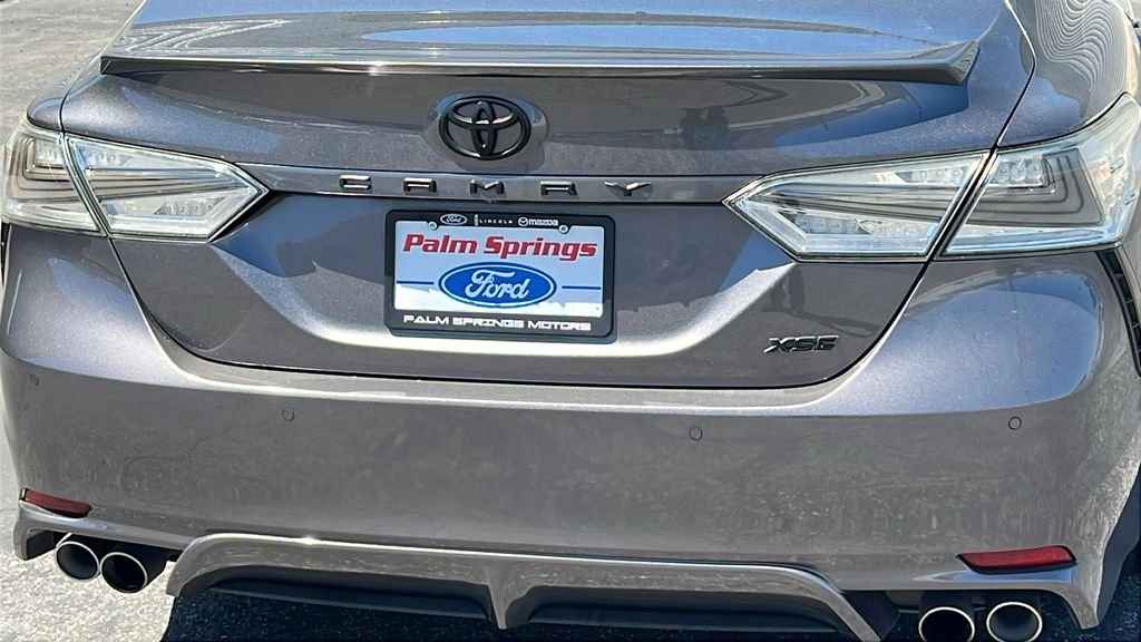 Used 2018 Gray Toyota XSE image 6