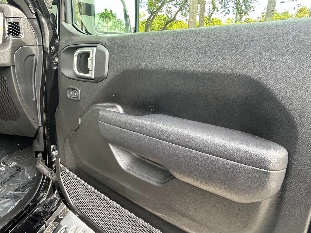 Certified Used 2024 Black Jeep Nighthawk image 29