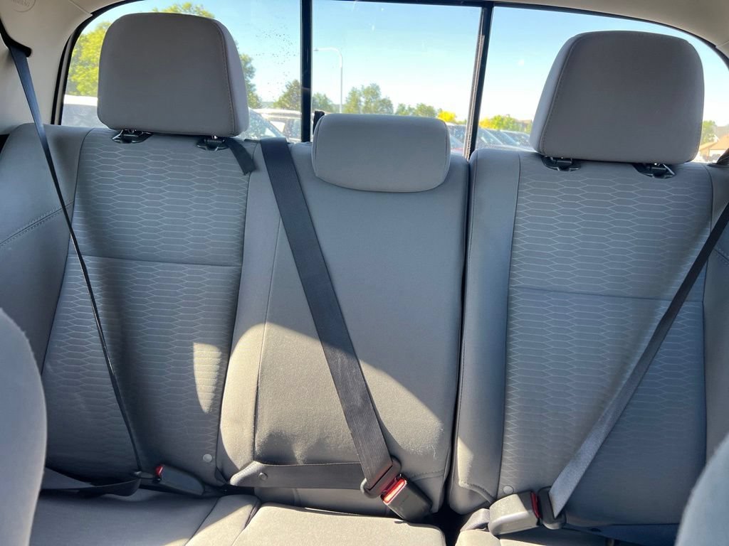 Used 2018 Magnetic Gray Metallic Toyota SR5 image 28