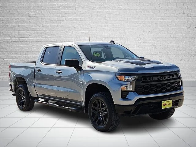 Used 2025 Gray Chevrolet Custom Trail Boss image 6