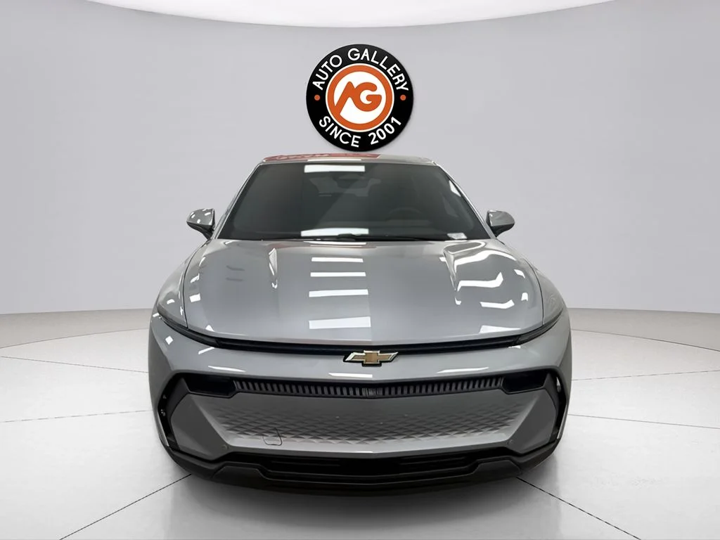 Used 2026 Gray Chevrolet LT image 2