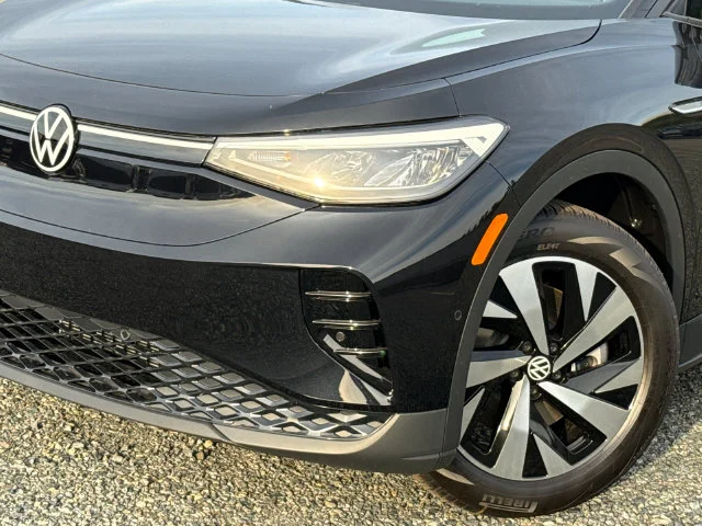 New 2026 Deep Black Pearl Volkswagen Pro image 8