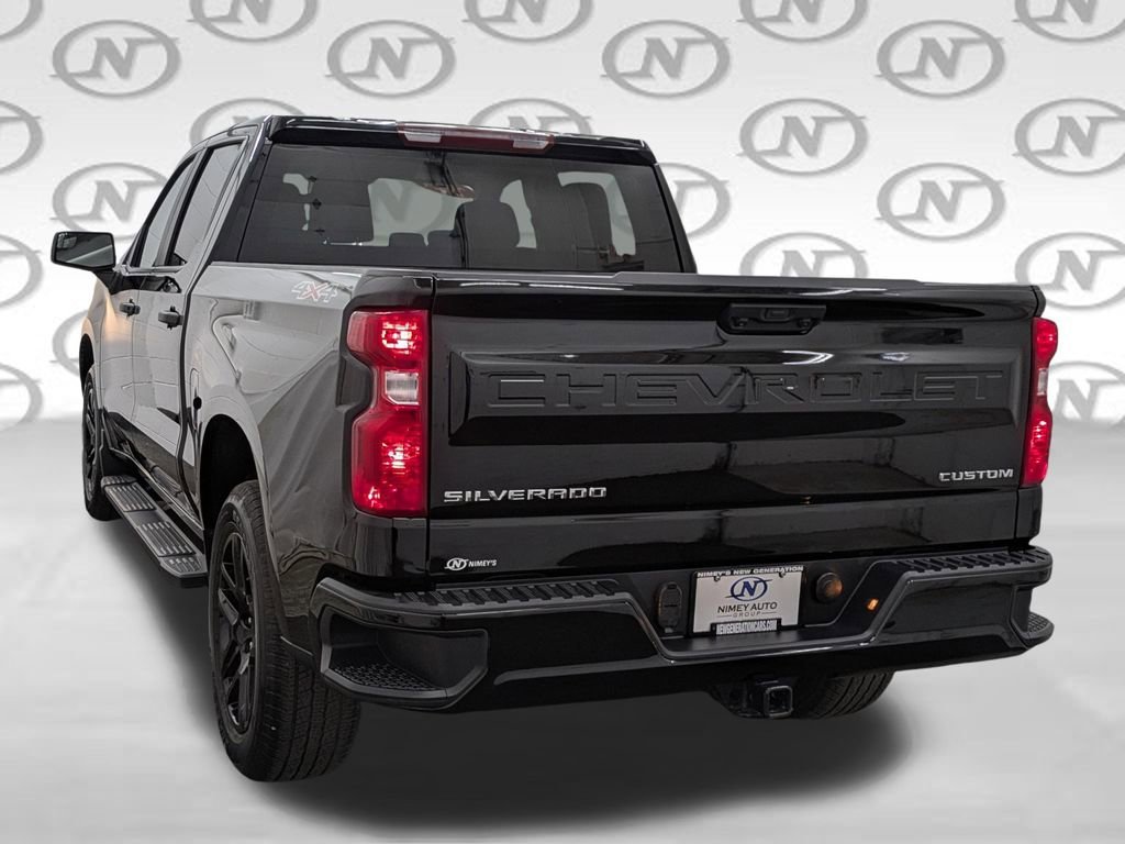 Used 2024 Black Chevrolet Custom image 17