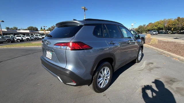 Used 2023 Silver Toyota LE image 4