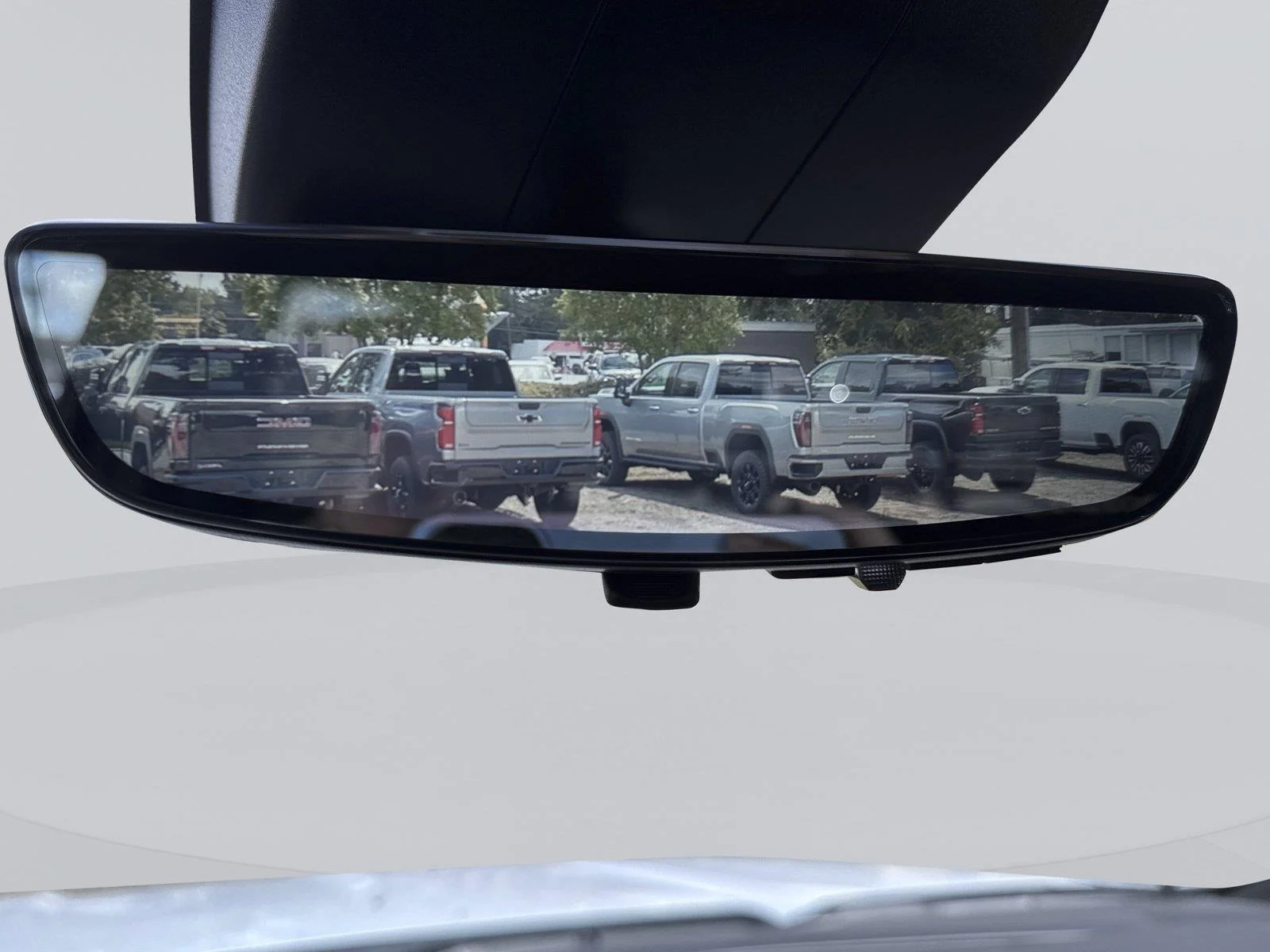 New 2026 Glacier White Tricoat GMC Denali Ultimate image 29
