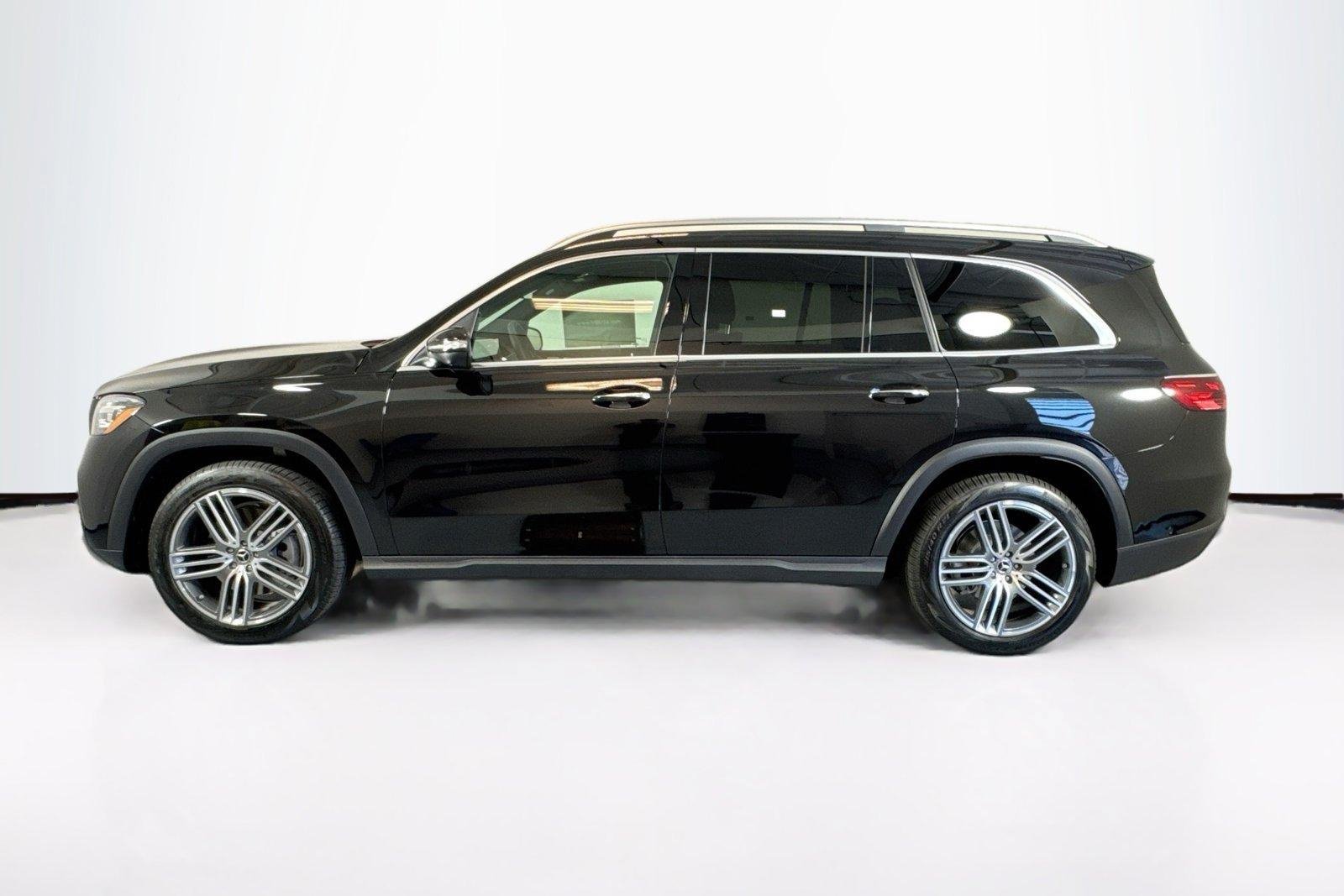New 2026 Obsidian Black Metallic Mercedes-Benz GLS 450 image 8