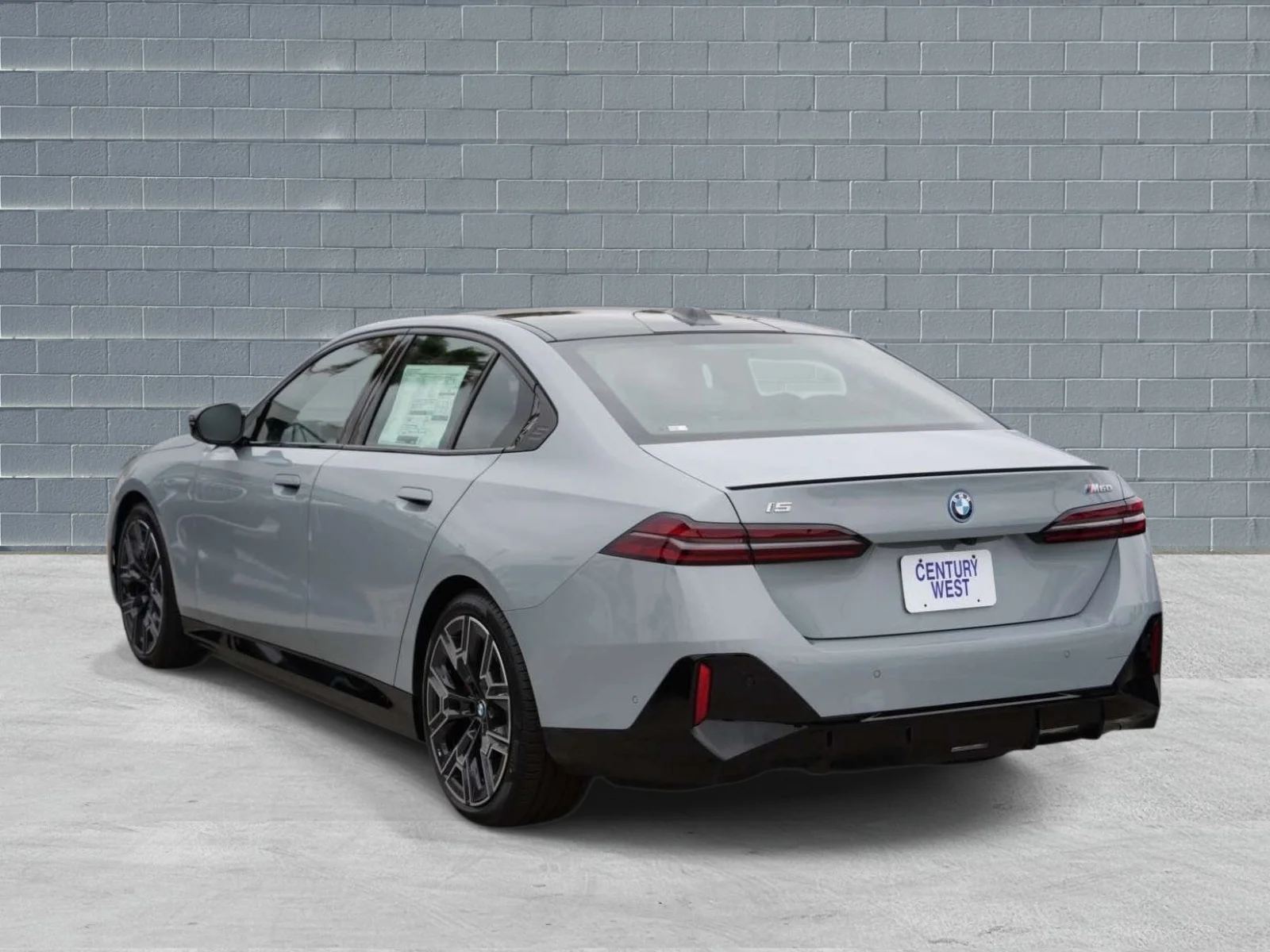 New 2026 Brooklyn Grey Metallic BMW M60 image 3