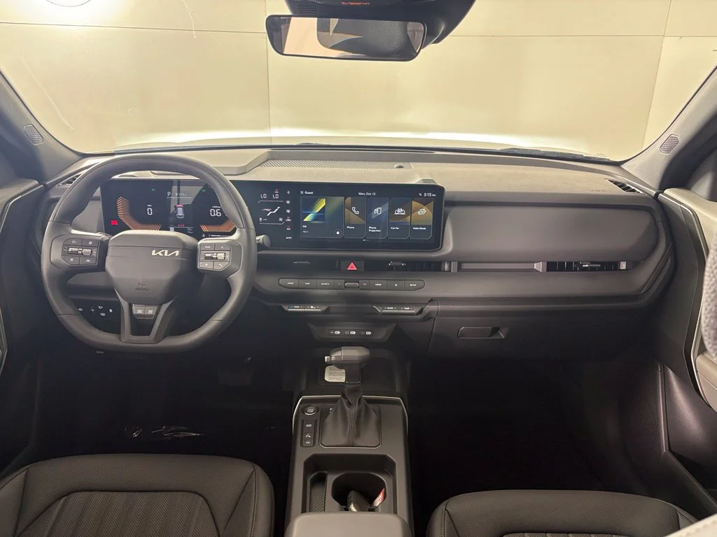 New 2027 Pale Gray Kia X-Line S image 40