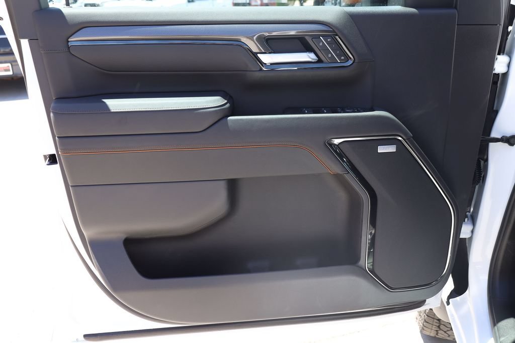 2026 GMC Sierra 3500HD AT4 - Photo 10