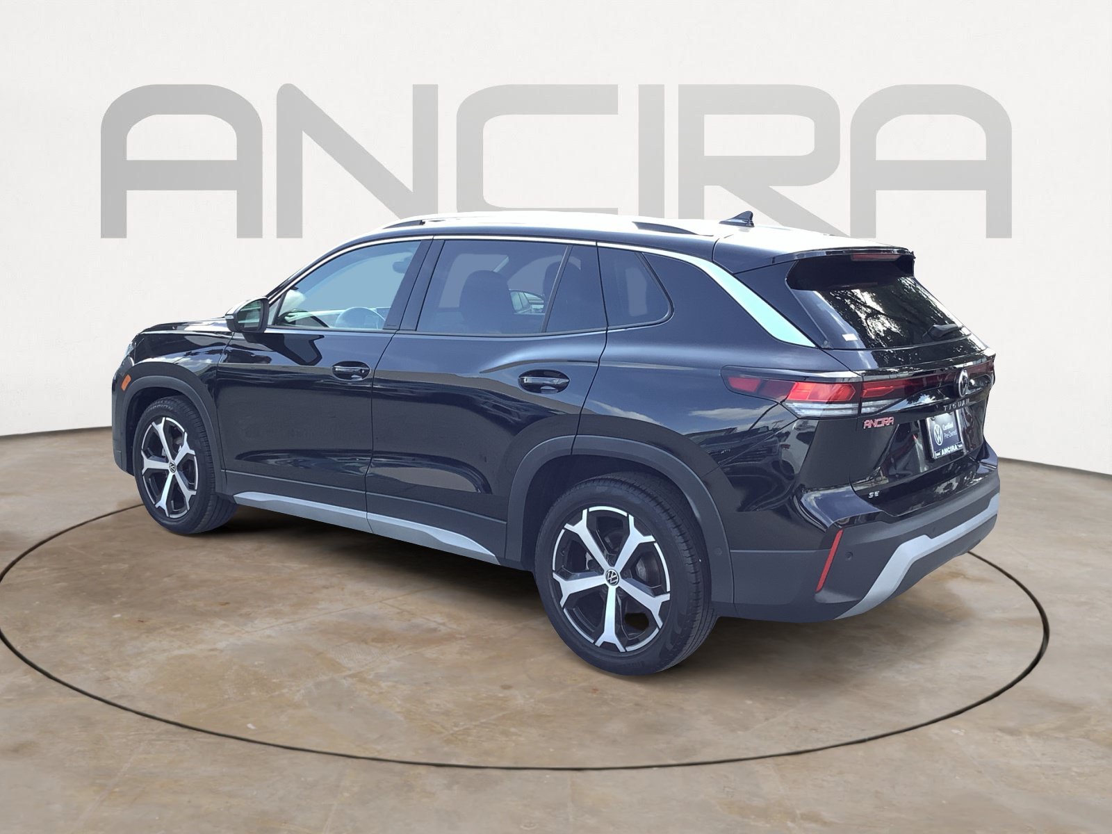 New 2026 Deep Black Pearl Volkswagen SE image 6