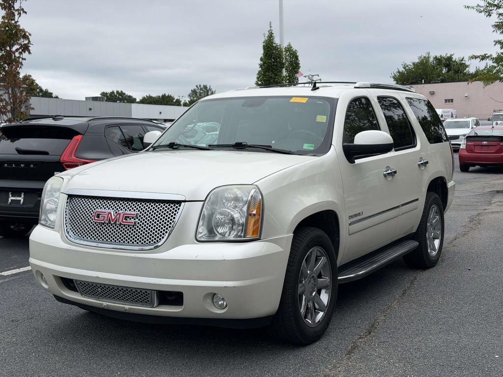Used 2012 White GMC Denali image 4