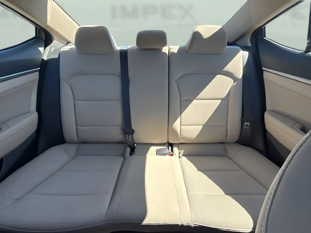 Used 2017 White Hyundai SE image 10