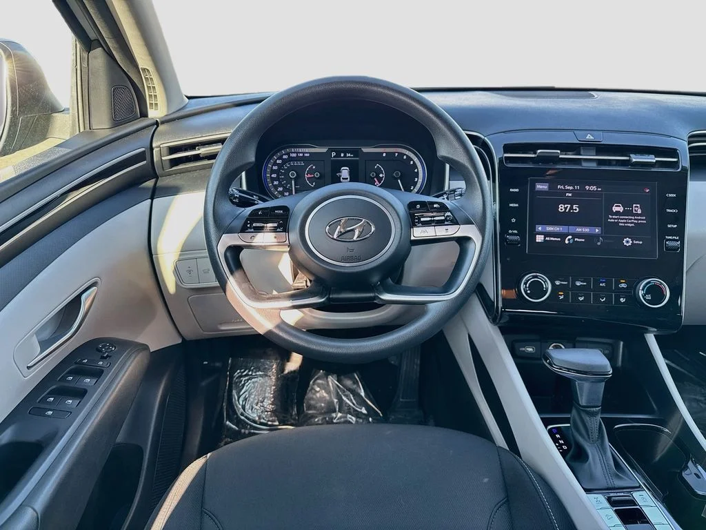 Used 2023 Shimmering Silver Hyundai SEL image 18