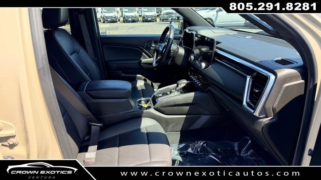 Used 2024 Beige GMC Elevation image 10
