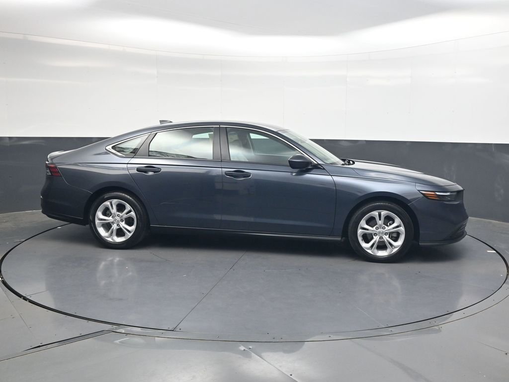 Used 2024  Honda LX image 7