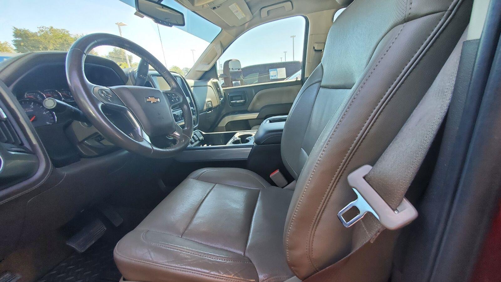 Used 2015 DEEP RUBY METALLIC Chevrolet LTZ image 3
