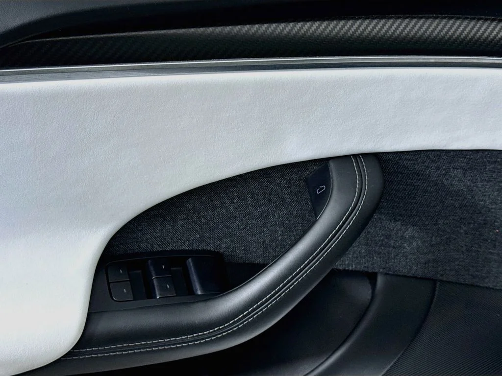 Used 2023 White Tesla Plaid image 18