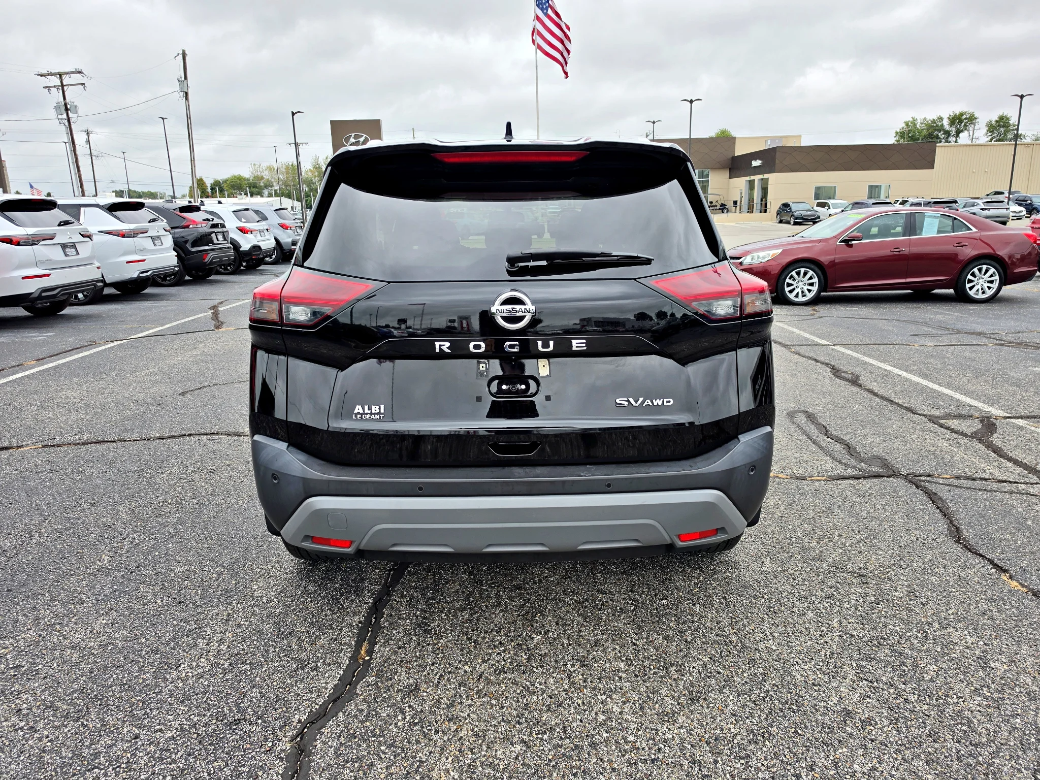 Used 2021 Super Black Nissan SV image 7