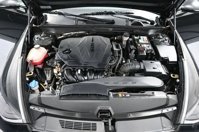 Used 2021 Black Hyundai SEL image 29