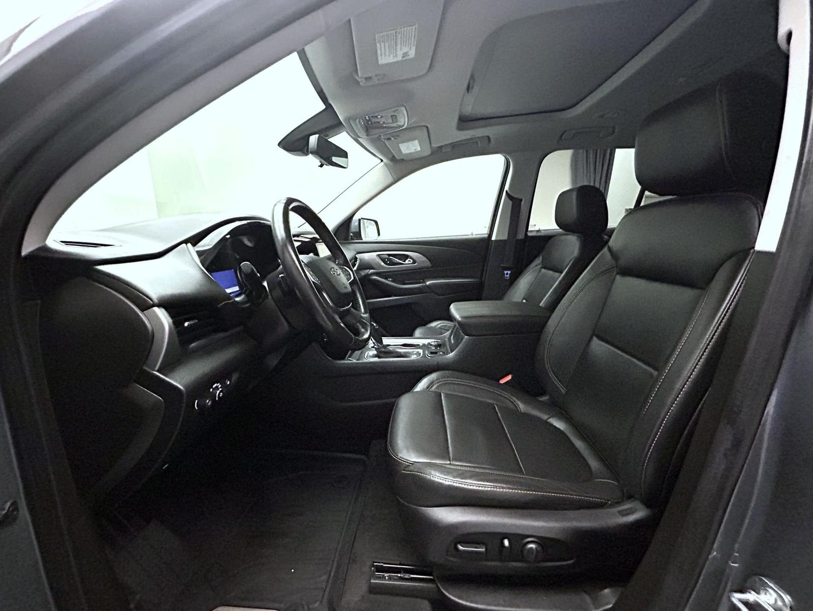 Used 2020 Gray Chevrolet RS image 10