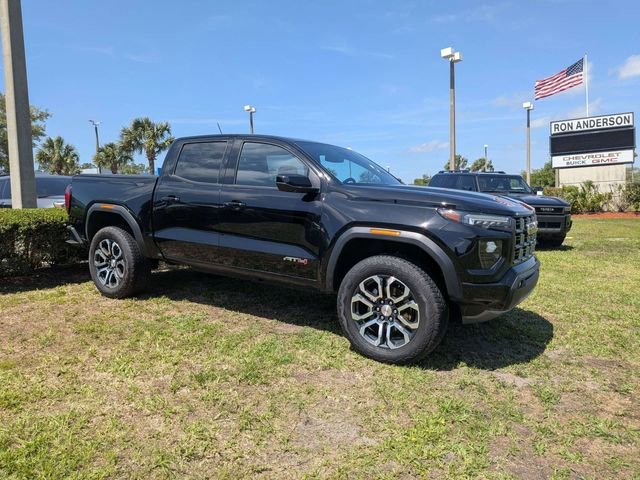 2024 GMC Canyon 4WD AT4 Crew Cab Short Box's photo
