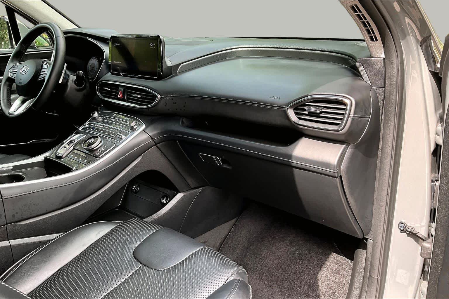 Used 2022 Hampton Gray Hyundai Limited image 19