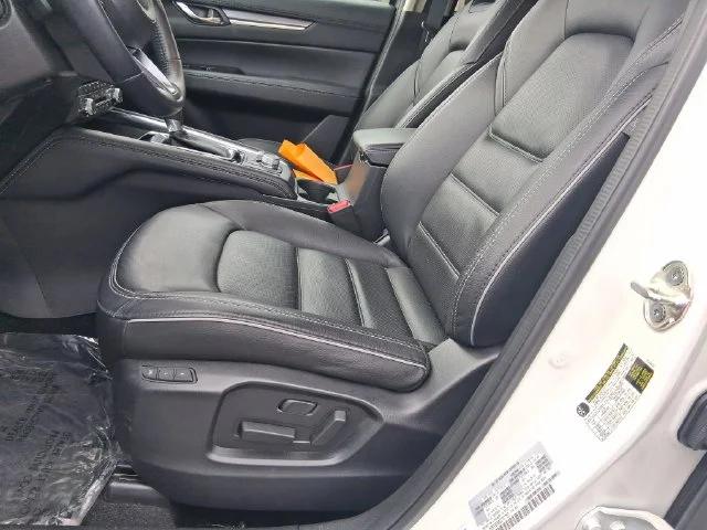 Certified Used 2025 White Mazda 2.5 S Premium Plus Package image 3