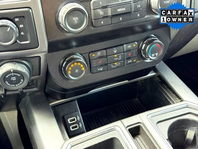 Used 2020 Black Ford XLT image 24