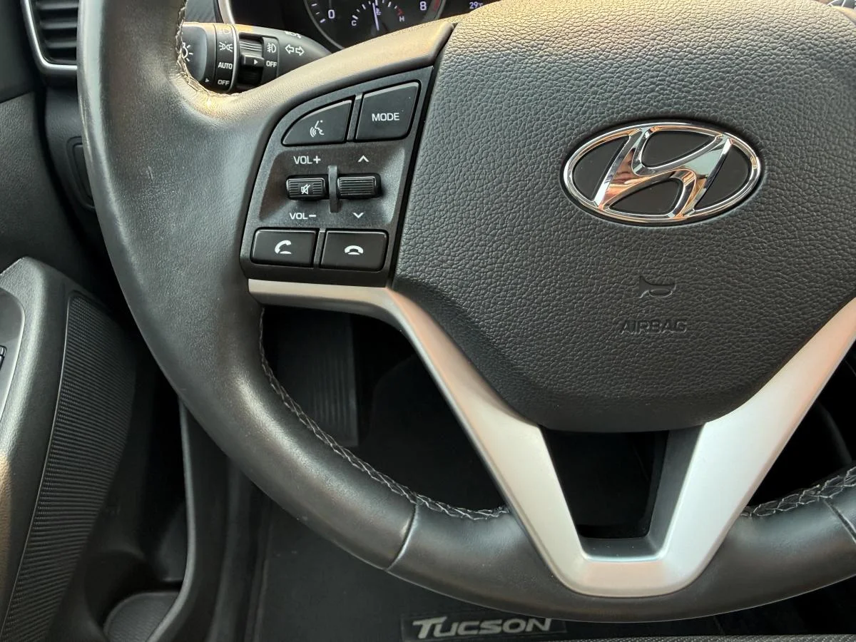 Used 2021 White Hyundai Urban Edition image 30