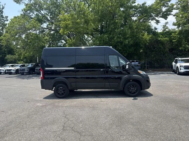 Used 2023 Black Ram High Roof image 4