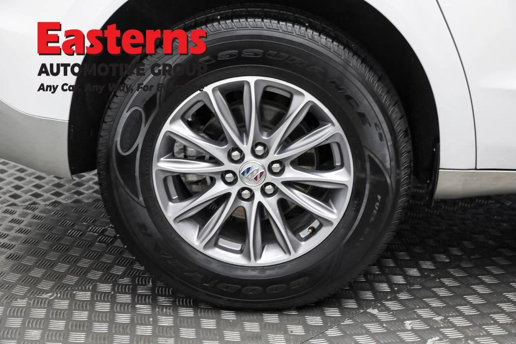 Used 2024 White Buick Premium Group image 35
