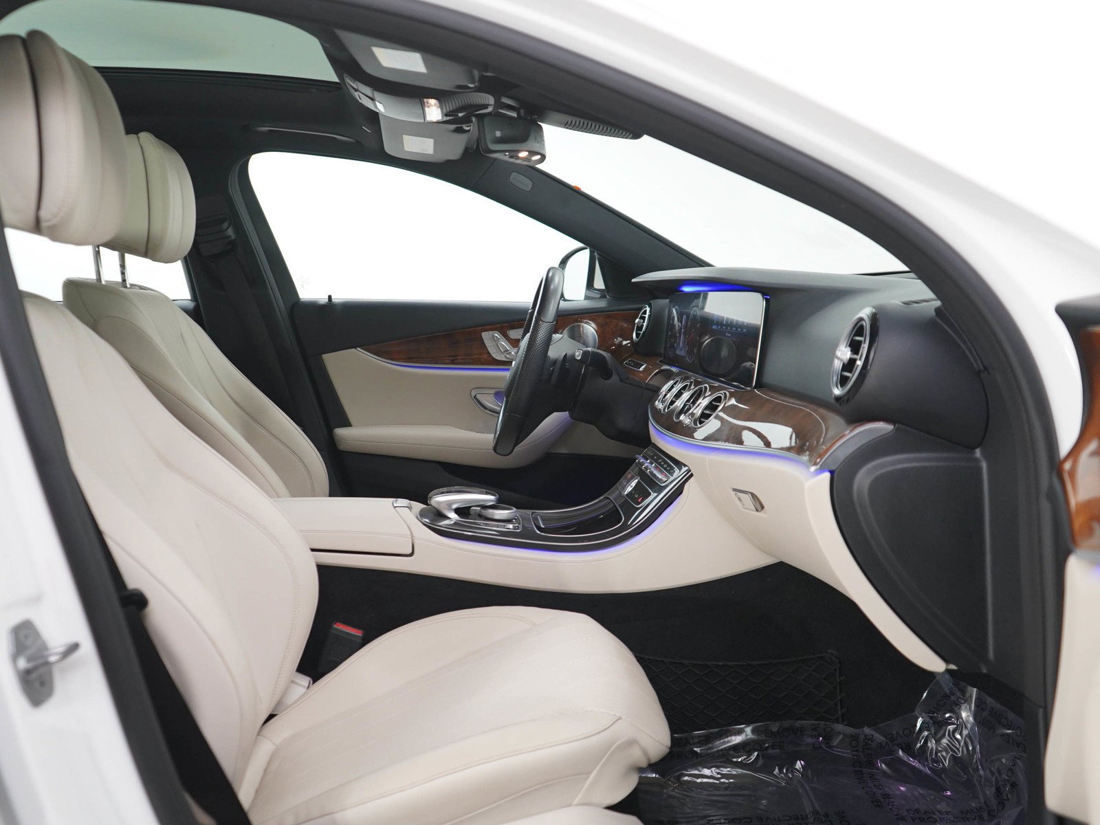 Used 2017 Polar White Mercedes-Benz E 400 image 11