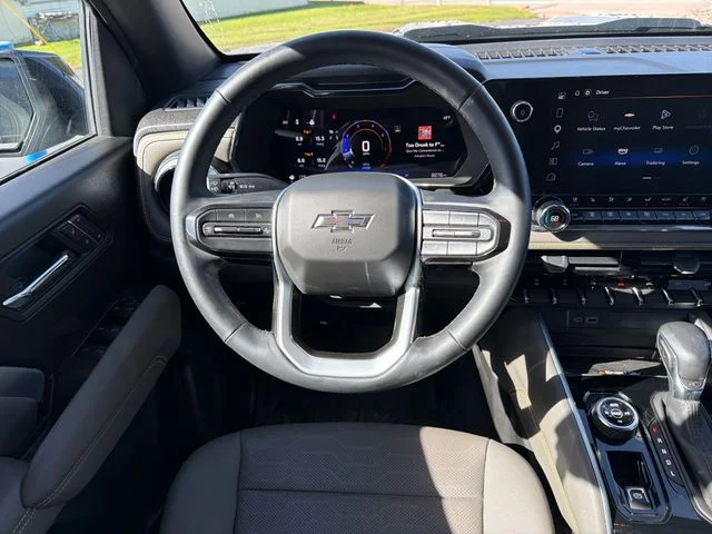 Used 2025 Gray Chevrolet ZR2 image 29