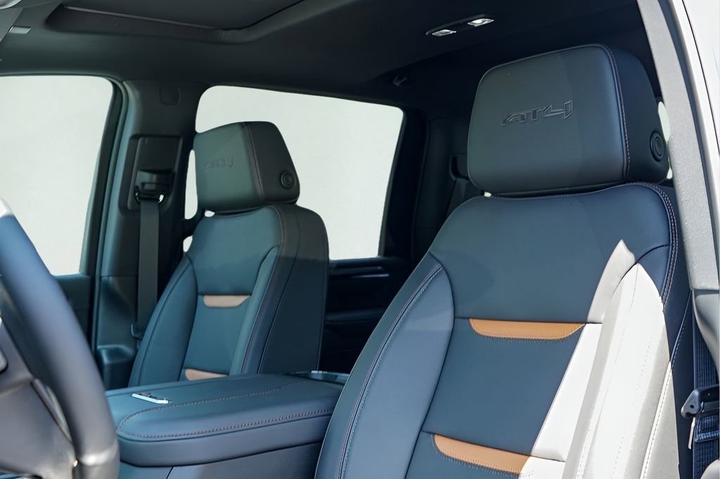 2026 GMC Sierra 2500HD AT4 - Photo 11