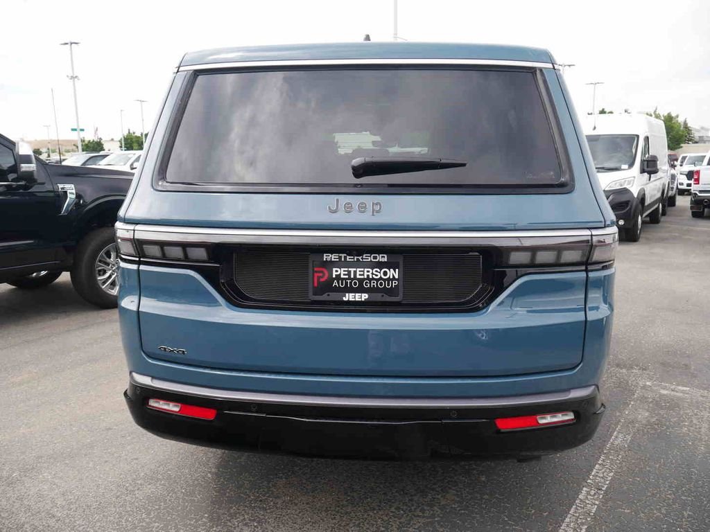 New 2026 Steel Blue Exterior Paint Jeep Grand Wagoneer image 19