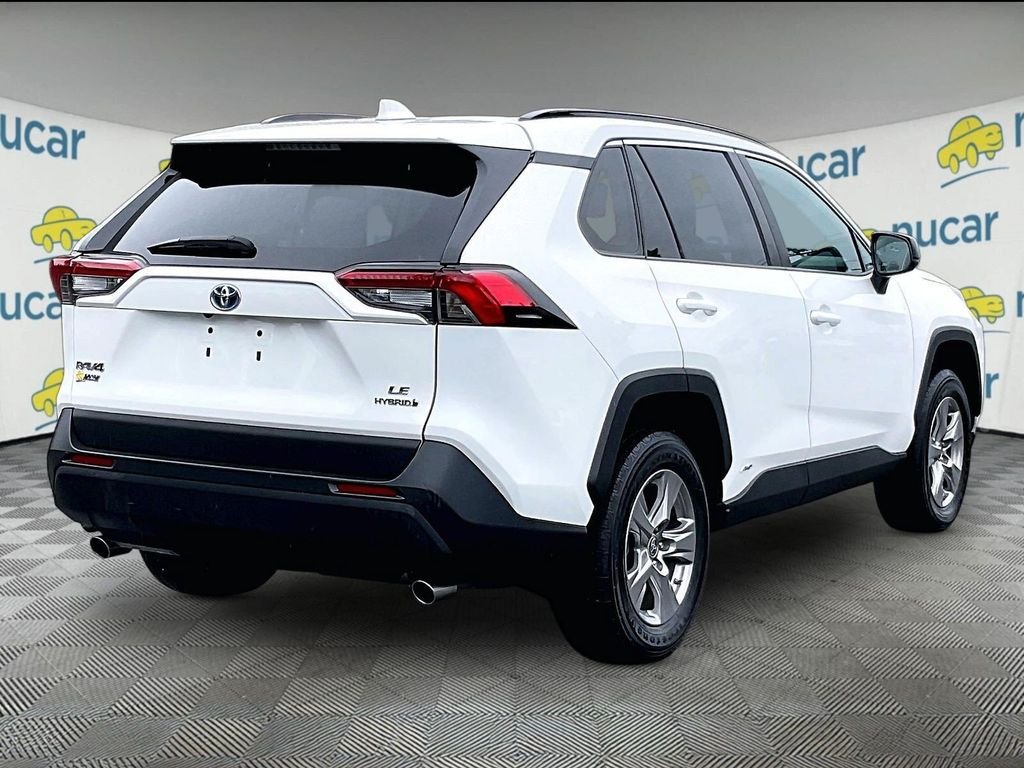 Used 2022 White Toyota LE image 6