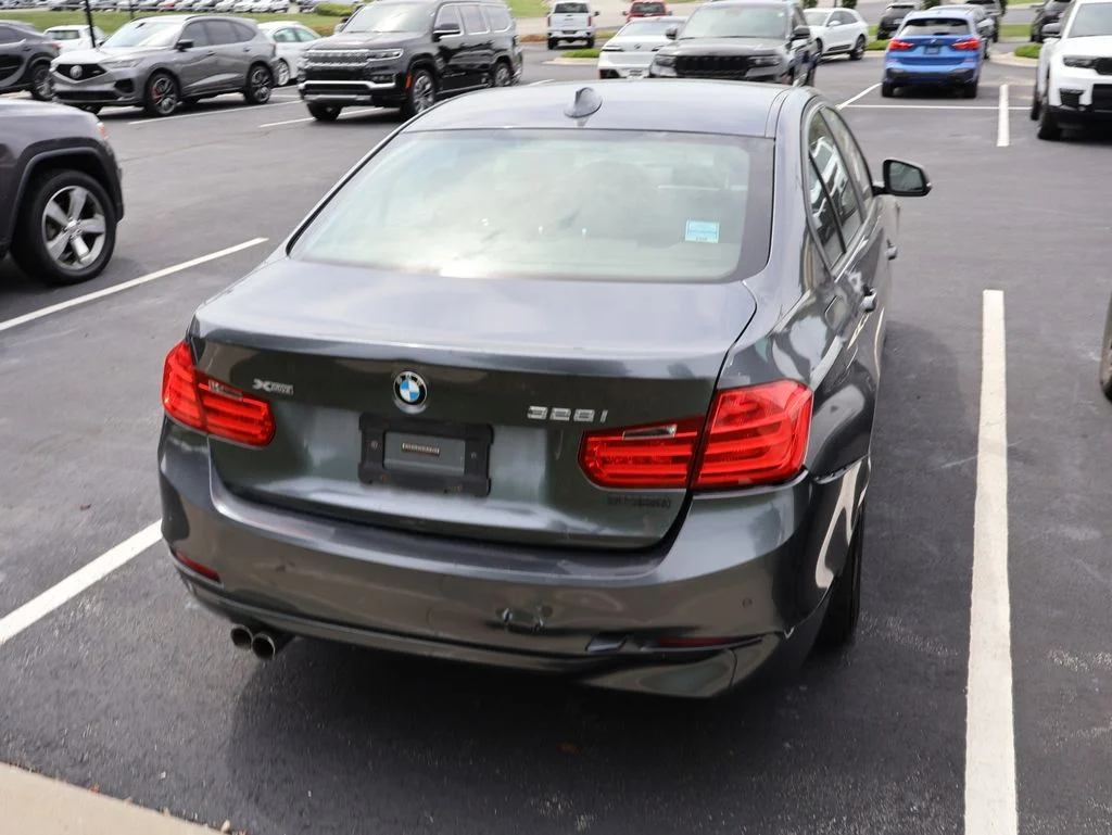 Used 2015 Gray BMW 328i xDrive image 10