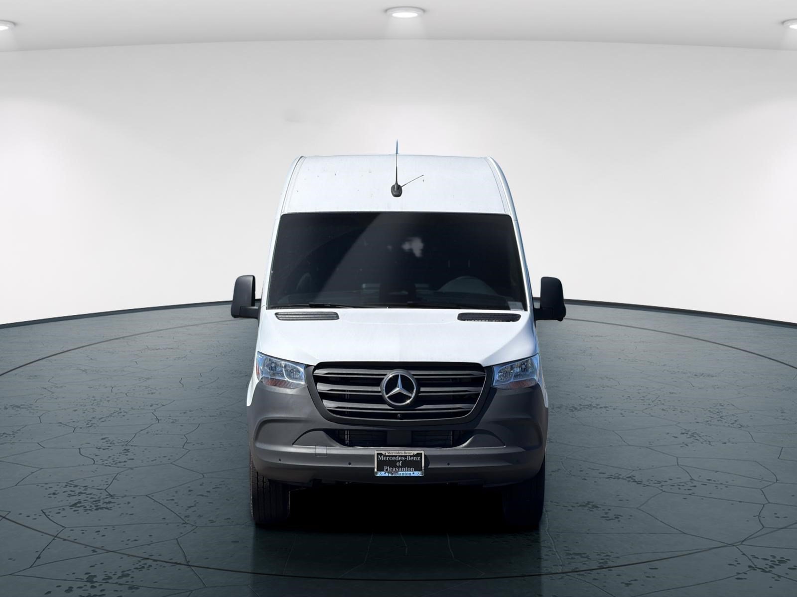 New 2026 Arctic White Mercedes-Benz 2500 High Roof SO Diesel 144 WB Ranger Shelving image 9