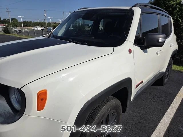 Used 2018 White Jeep Trailhawk image 10