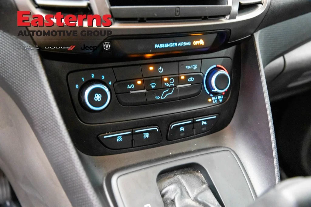 Used 2022 White Ford XLT image 20
