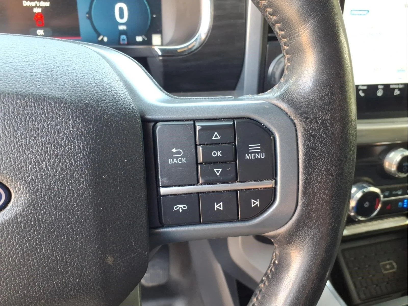 Used 2024 White Ford LARIAT image 19