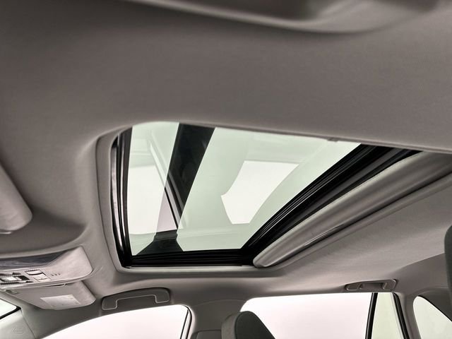 Used 2021 White Toyota XLE image 23
