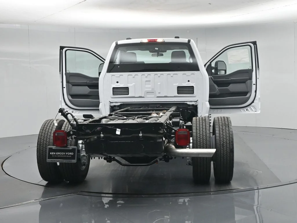 New 2026 White Ford XL image 24