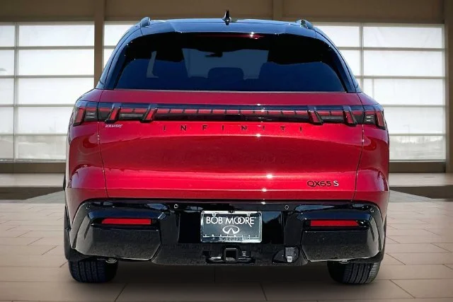 New 2027 Red INFINITI SPORT image 4