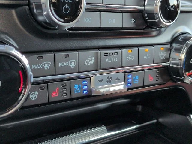 New 2026 Blue Ford Lariat image 22