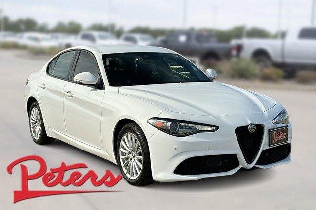 2022 Alfa Romeo Giulia 2.0 Auto AWD's photo